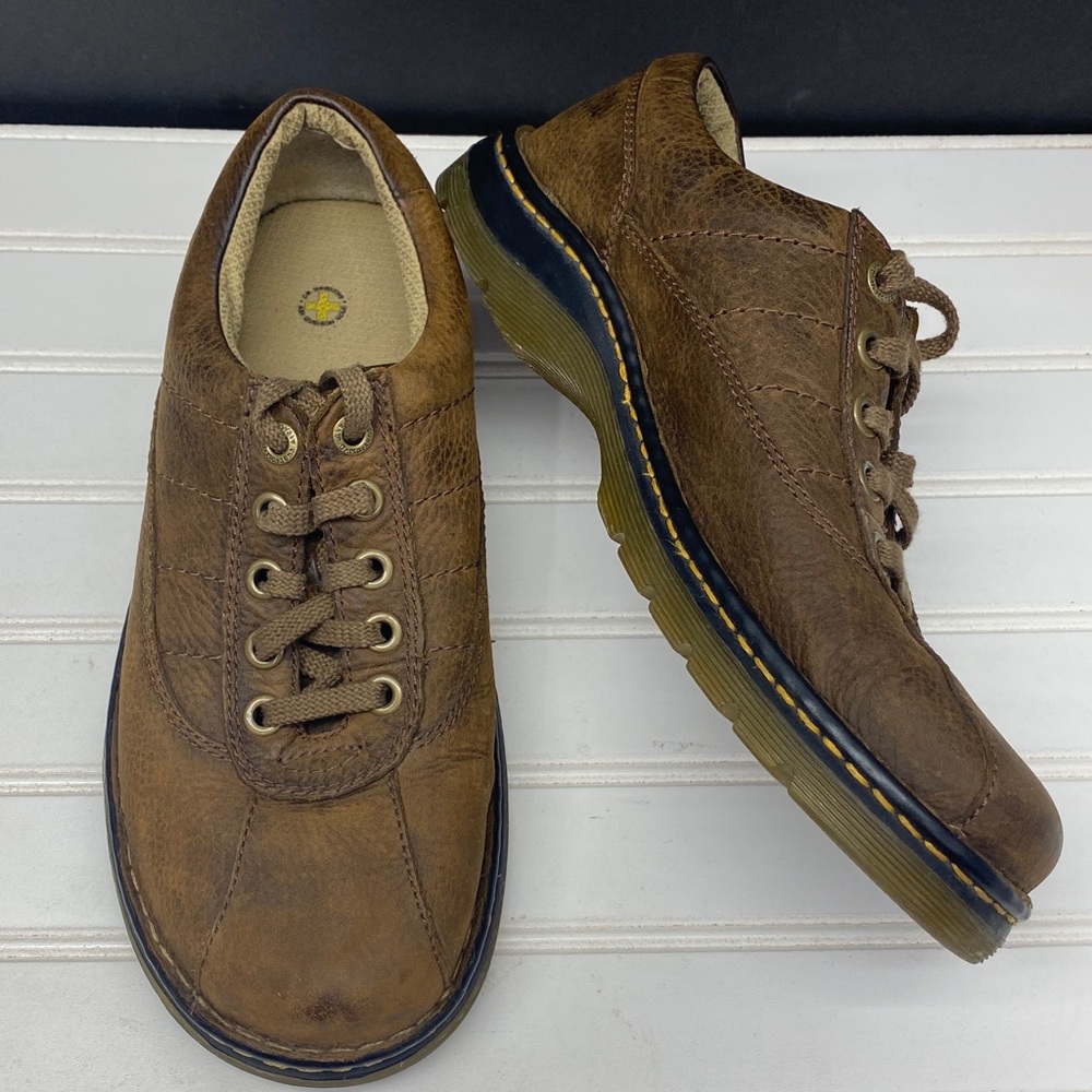 Dr. Martens John Brown Pebbled Leather Lace Shoes Size 10